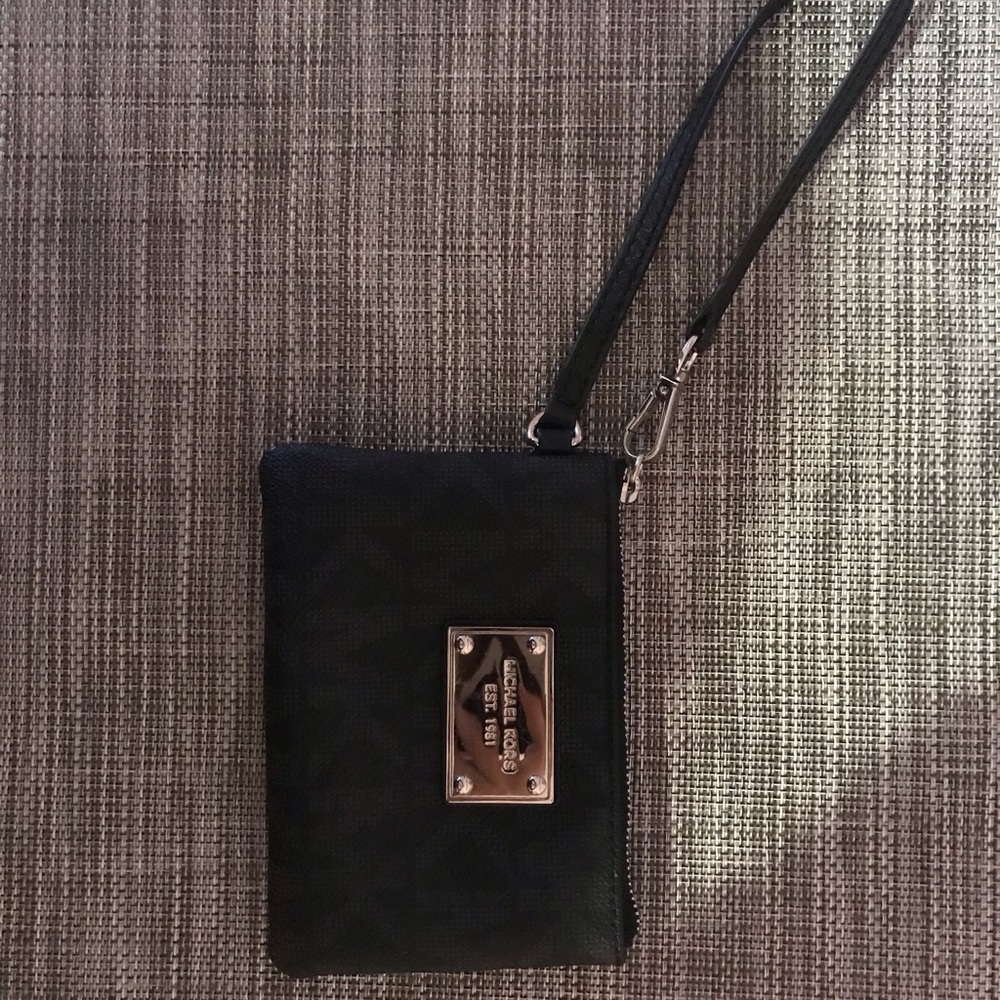 wristlet